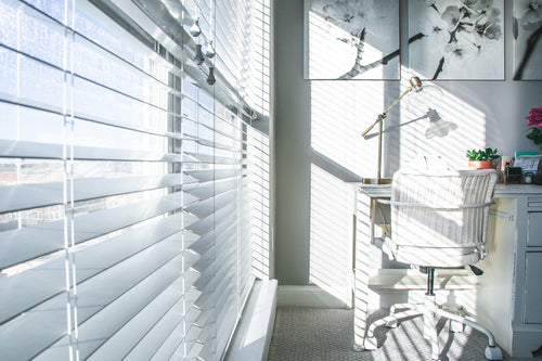 Top Picks: Best Blinds for Windows in Modern Homes – Factory Direct Blinds