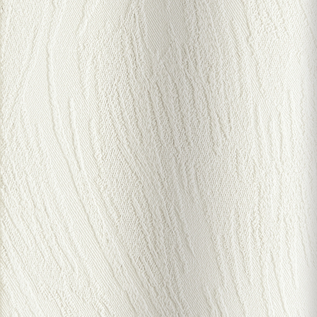 Color - Wanderlust PVC Vertical Snowdrift